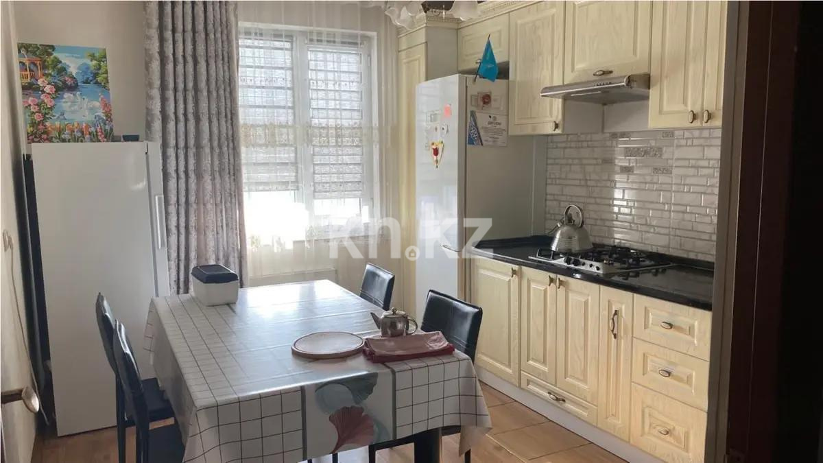 Продажа 2-комнатной квартиры, 65 м², мкр-н Кокжиек, дом  21 в Алматы - фото 3
