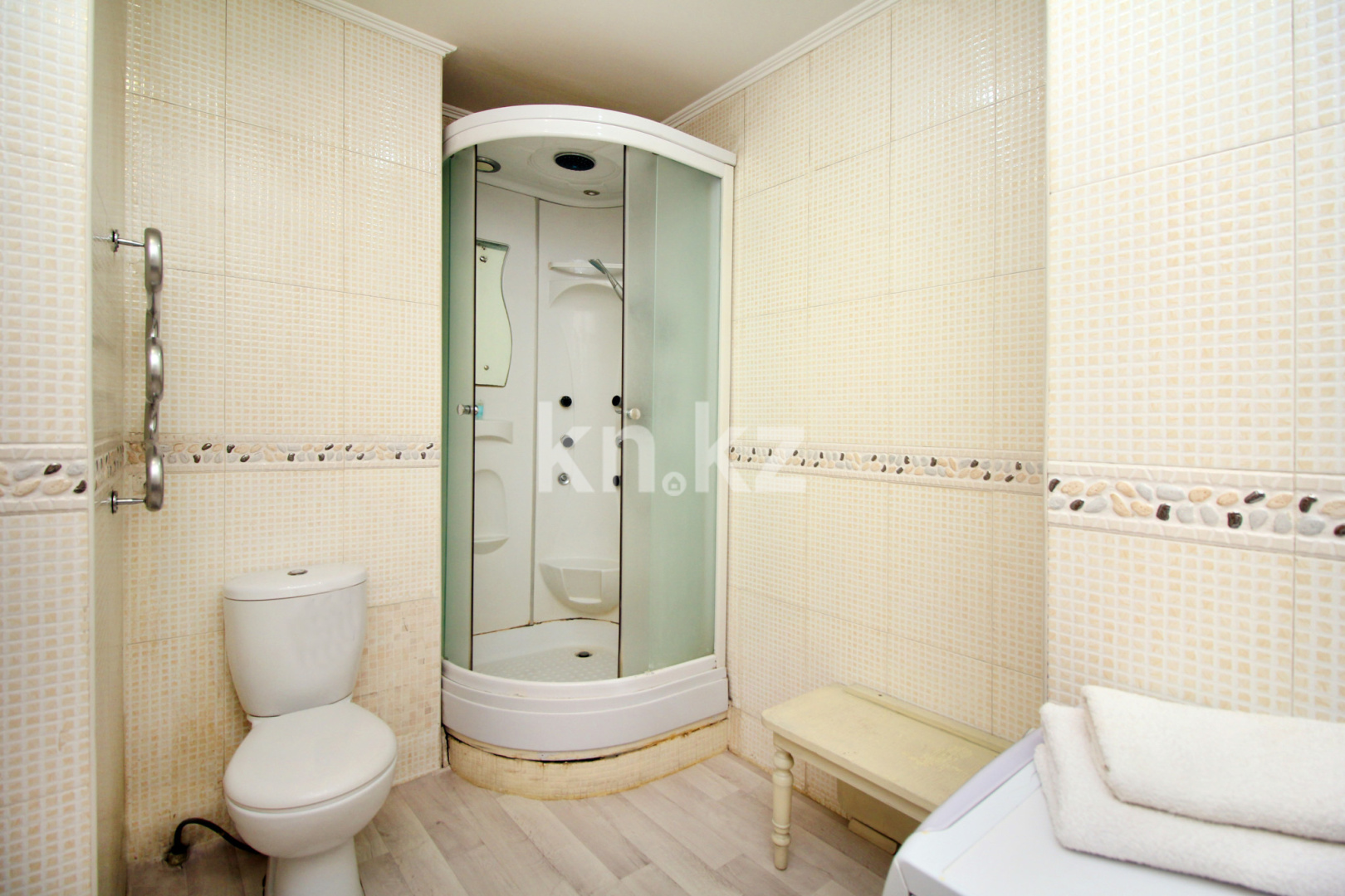 Аренда 1-комнатной квартиры посуточно, 50 м², ул. Хусаинова, дом  225 - ул. Розыбакиева - Аренда  однокомнатных квартир посуточно в Алматы фото 21 из 22