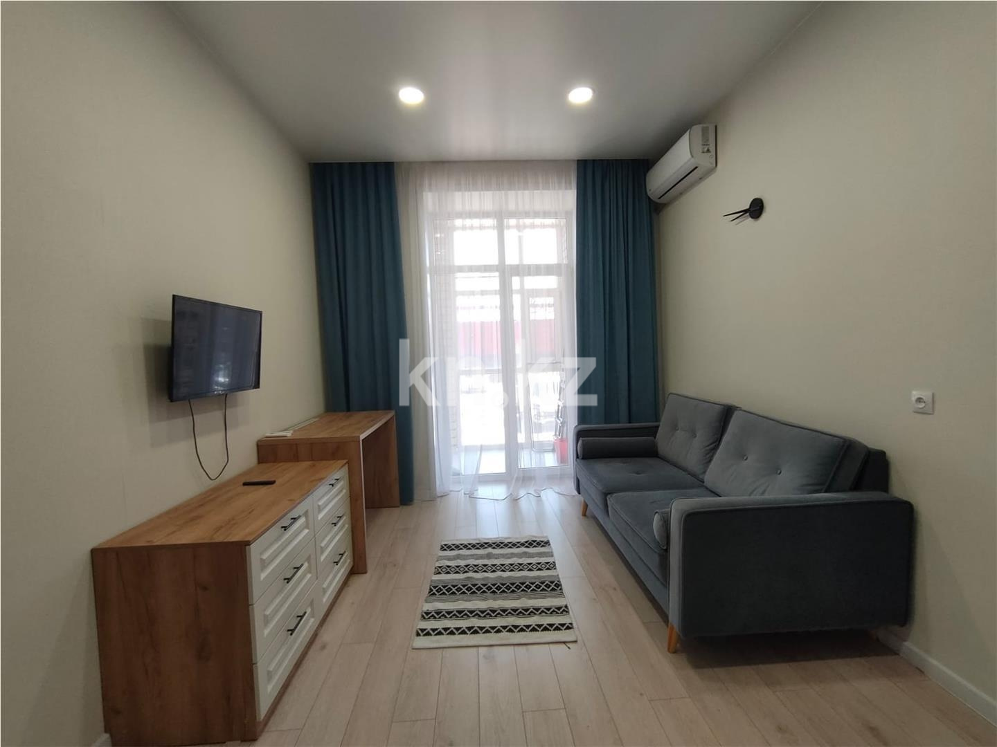 Продажа 1-комнатной квартиры, 41 м² - Продажа однокомнатных квартир на Юго-Востоке Караганды фото 1 из 17