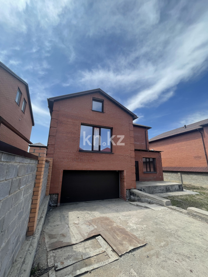 Продажа 7-комнатного дома, 325.8 м², ул. Муканова, дом  45/68 - Продажа домов и коттеджей в Караганде без посредников фото 10 из 17