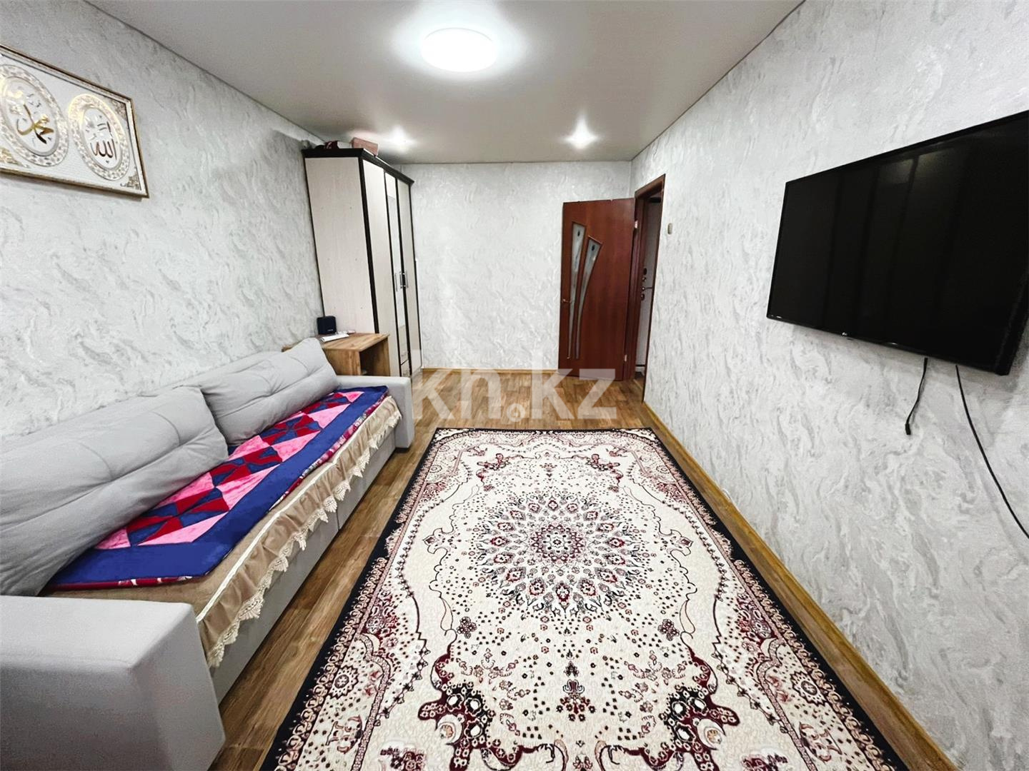 Продажа 1-комнатной квартиры, 30 м², мкр-н 11а - Продажа квартир в Караганде фото 1 из 15