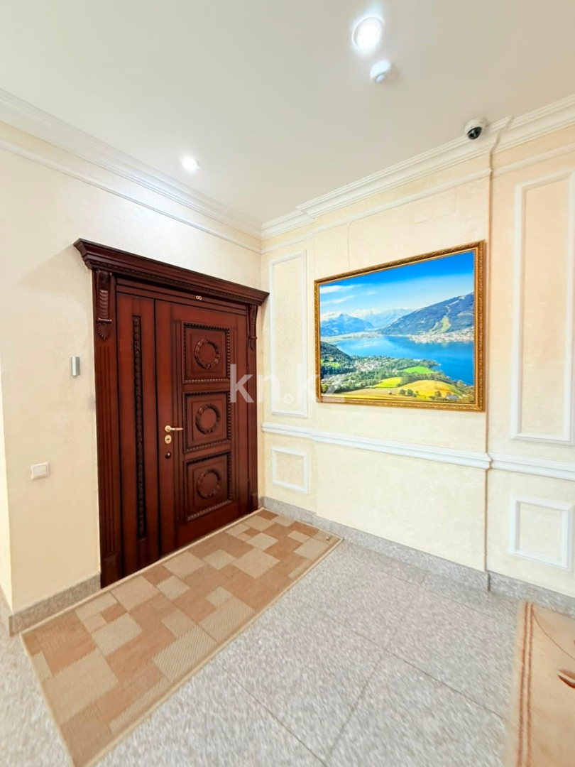 Продажа 5-комнатной квартиры, 300 м² - Продажа пятикомнатных и более квартир в Астане фото 5 из 40