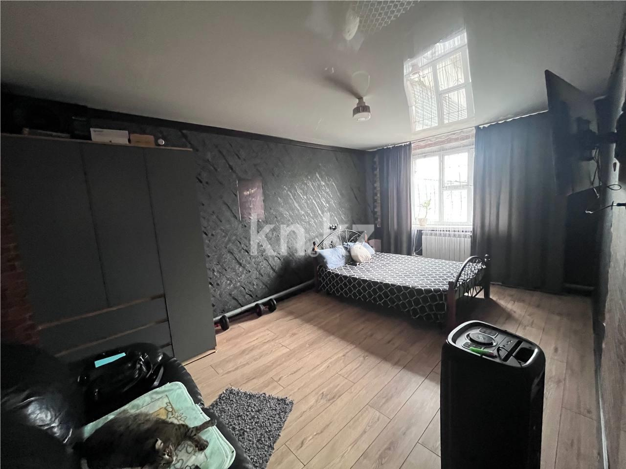 Продажа 1-комнатной квартиры, 31 м², ул. Анжерская - Продажа  однокомнатных квартир в Караганде с фото фото 1 из 11