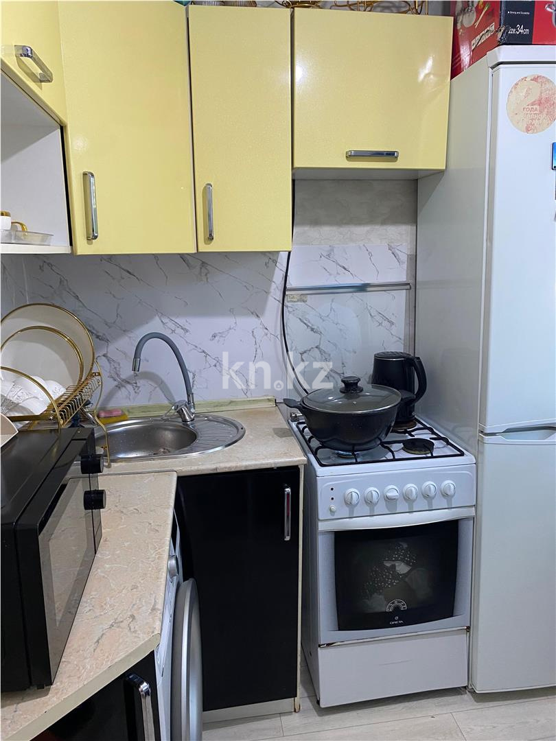 Продажа 3-комнатной квартиры, 61 м², мкр-н 18 - Продажа квартир в Караганде фото 3 из 14