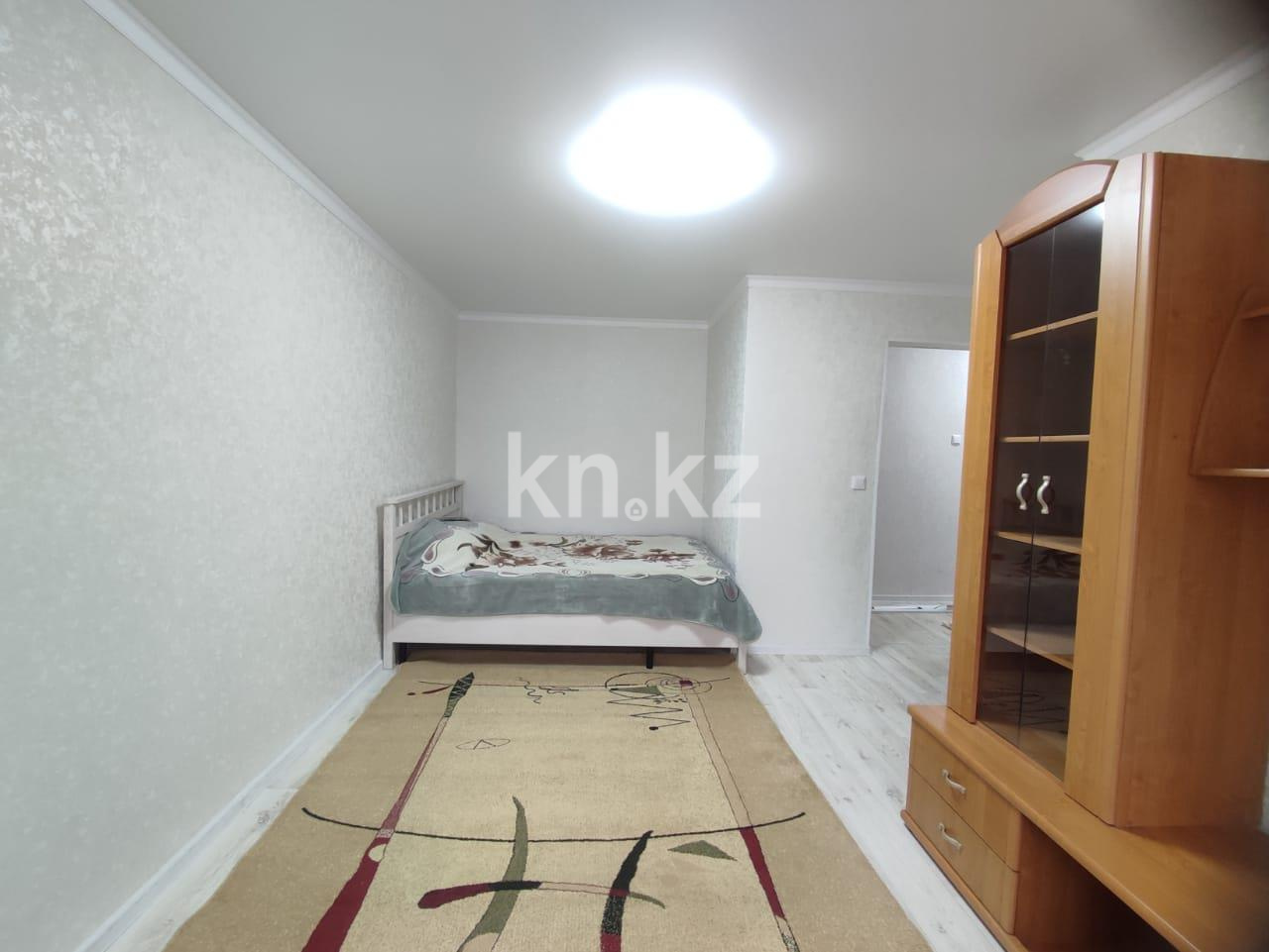 Продажа 1-комнатной квартиры, 30 м², ул. Зелинского - Продажа  однокомнатных квартир в Караганде с фото фото 2 из 9