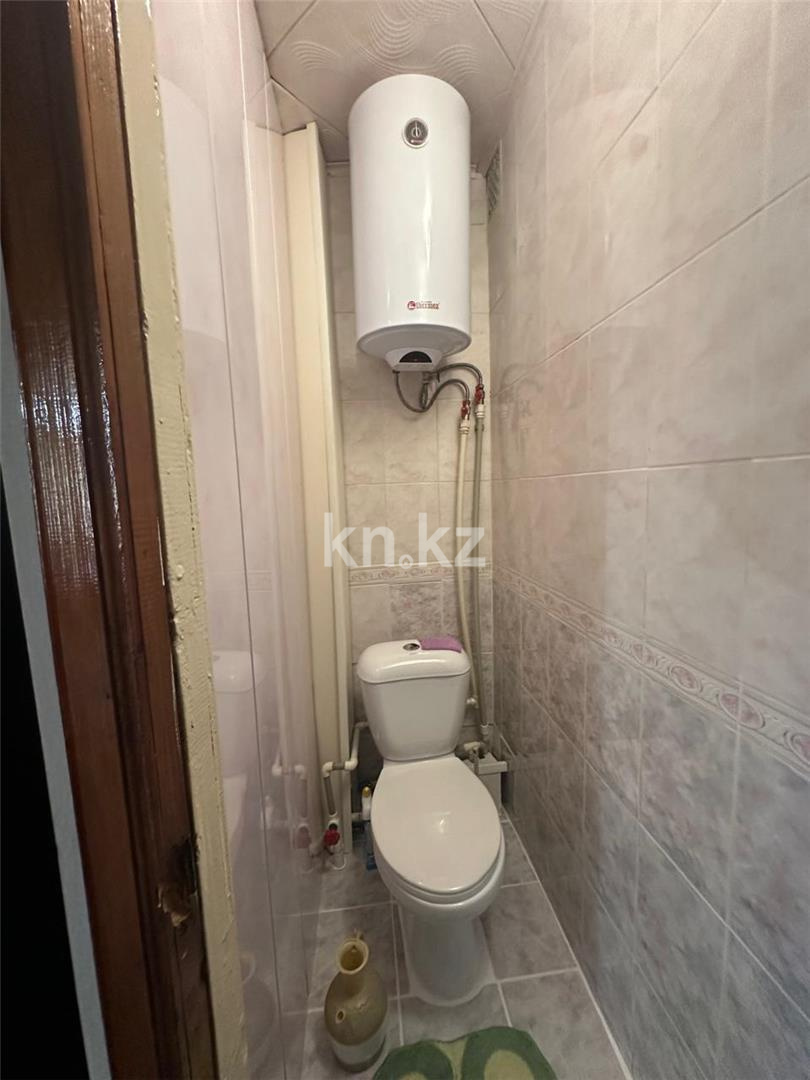 Продажа 3-комнатной квартиры, 61 м², ул. Университетская - Продажа  трехкомнатных квартир в Караганде фото 10 из 13