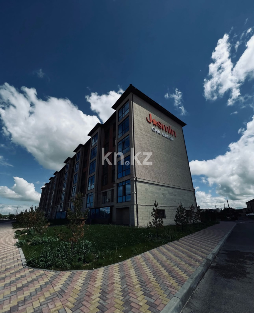 Продажа 1-комнатной квартиры, 43 м² - Продажа квартир на Юго-Востоке Караганды - страница 2 фото 2 из 13