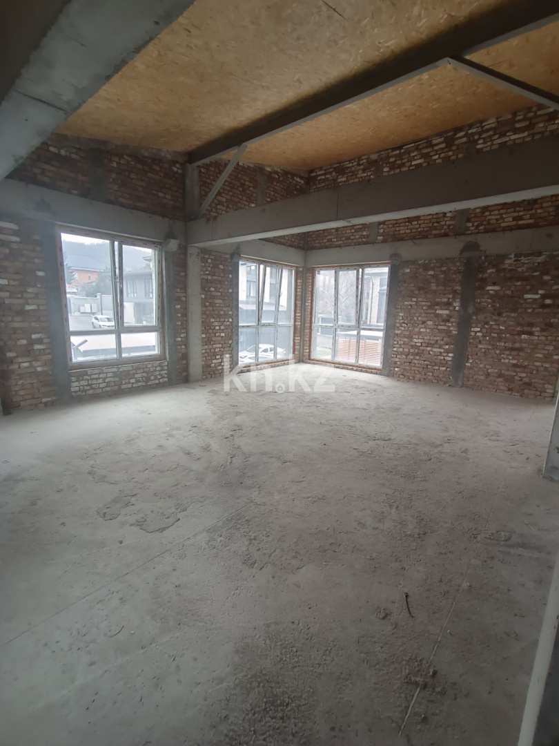 Продажа 6-комнатного дома, 320 м², ул. Мангистауская - Продажа домов, коттеджей в Алматы фото 15 из 16