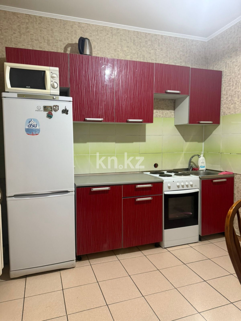 Аренда 1-комнатной квартиры, 50 м², ул. Сауран, дом  3/1 - Аренда квартиры помесячно в Астане фото 2 из 11