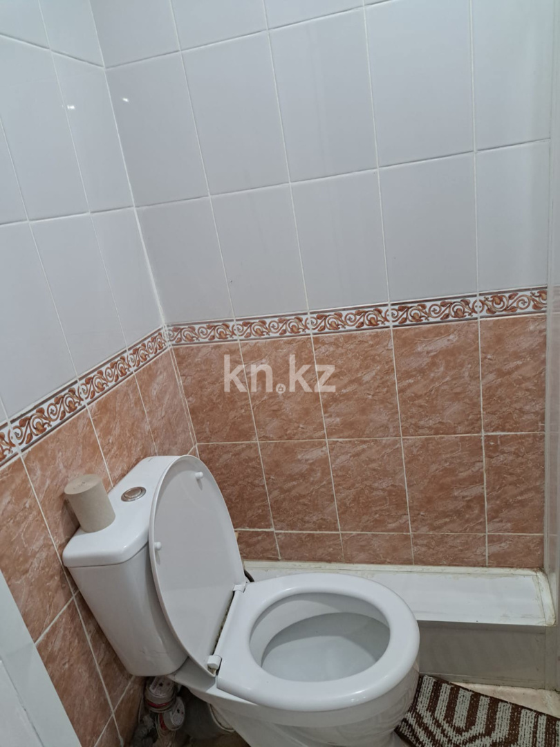 Продажа 3-комнатной квартиры, 65.6 м², пр. Абая, дом  216 - Продажа и аренда недвижимости в Уральске фото 9 из 12