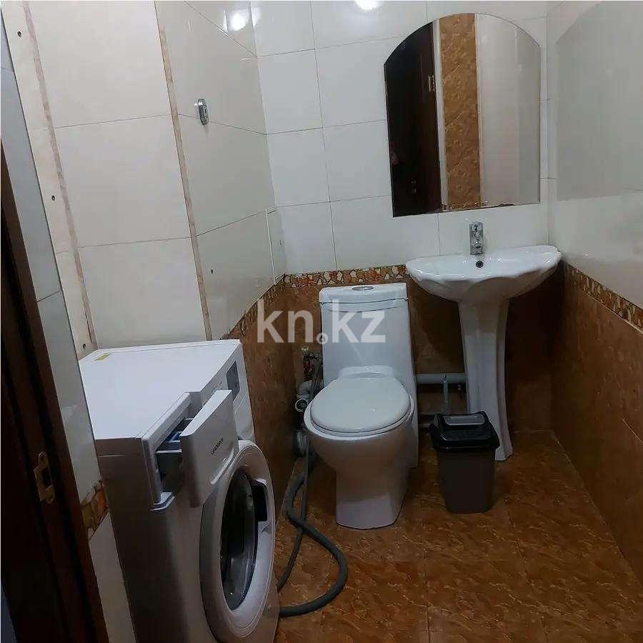 Продажа 3-комнатной квартиры, 79.4 м², мкр-н Аксай-1а, дом  33 в Алматы - фото 5