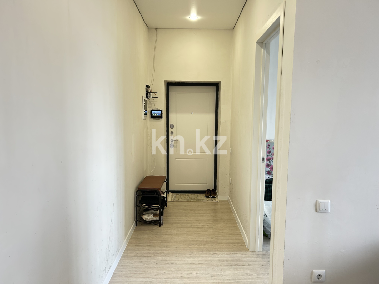 Продажа 3-комнатной квартиры, 63 м², ул. Университетская, дом  28/19 в Караганде - фото 6