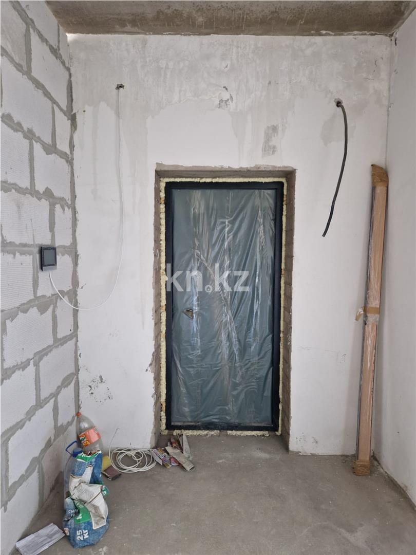 Продажа 3-комнатной квартиры, 93 м², ул. Гапеева в Караганде - фото 10