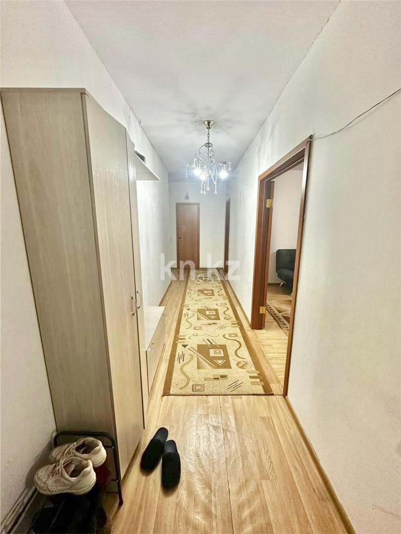 Продажа 3-комнатной квартиры, 94 м², мкр-н Голубые Пруды в Караганде - фото 9