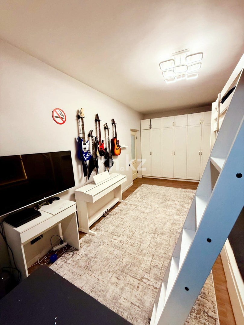 Продажа 4-комнатной квартиры, 129.4 м², ул. Кенесары хана - Продажа и аренда недвижимости в Алматы фото 30 из 40