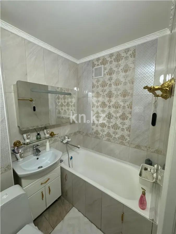 Продажа 2-комнатной квартиры, 45 м², мкр-н 6, дом  21 в Алматы - фото 3