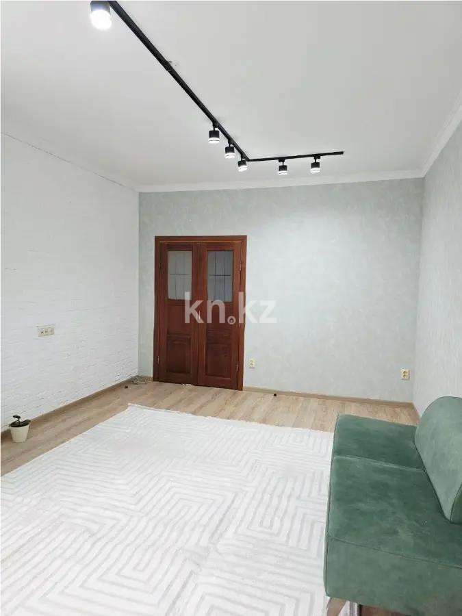 Продажа 2-комнатной квартиры, 65 м², ул. Кенесары хана, дом  54/24 в Алматы - фото 2