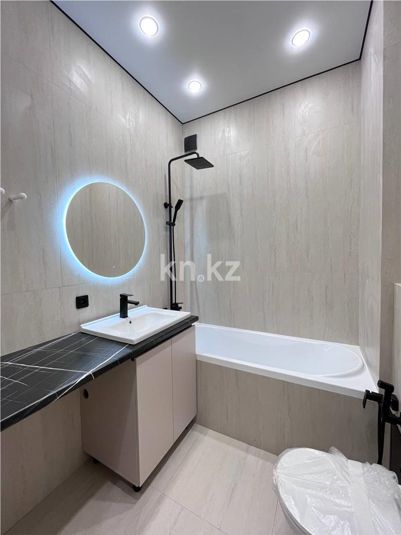 Продажа 3-комнатной квартиры, 70 м², ул. Муканова - Продажа и аренда недвижимости в Караганде фото 20 из 31