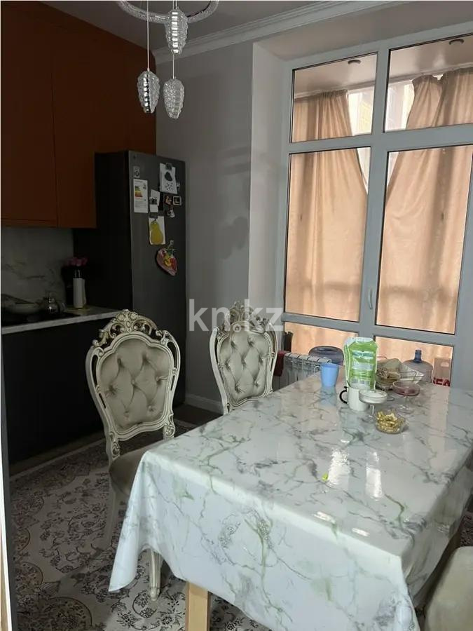 Продажа 2-комнатной квартиры, 72 м², 137 учетный квартал, дом  787 в Караганде - фото 2