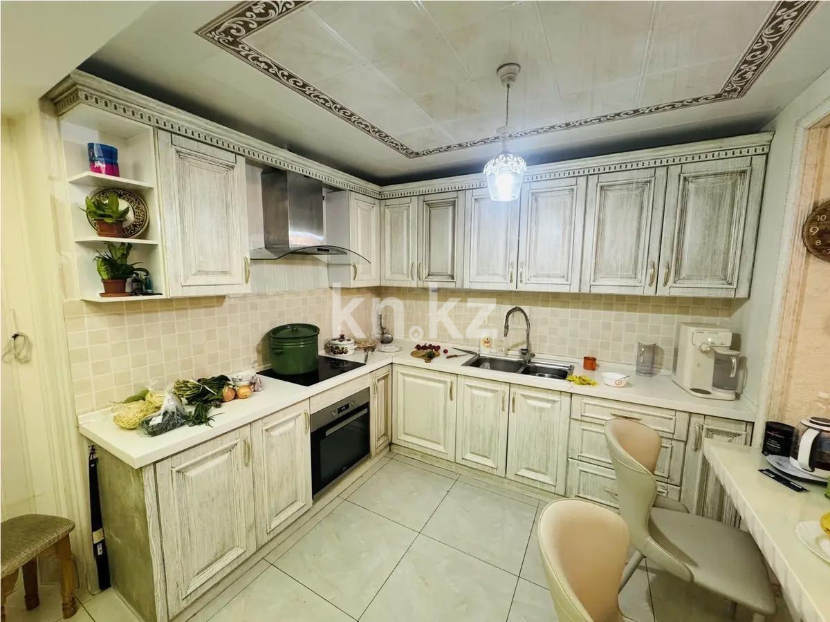 Продажа 3-комнатной квартиры, 100 м², ул. Бузурбаева, дом  33а - Продажа квартир в Алматы фото 1 из 1