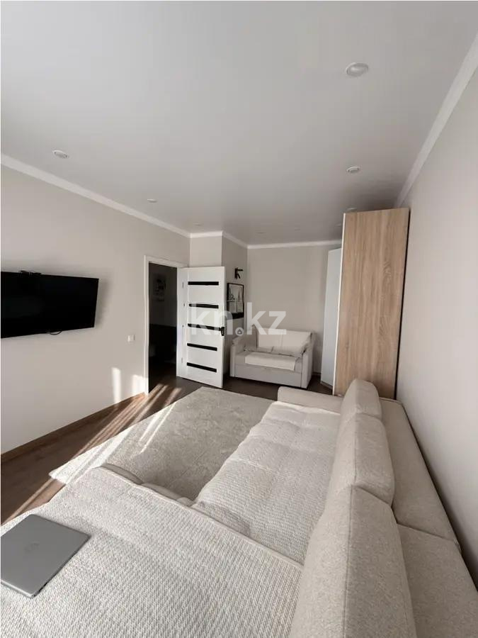 Продажа 1-комнатной квартиры, 38 м² в Астане