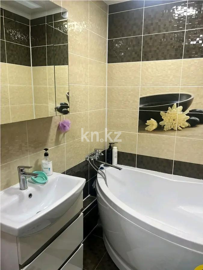 Продажа 5-комнатной квартиры, 120 м², ул. Муканова, дом  15 - Продажа  пятикомнатных квартир в Караганде без посредников с фото фото 4 из 4