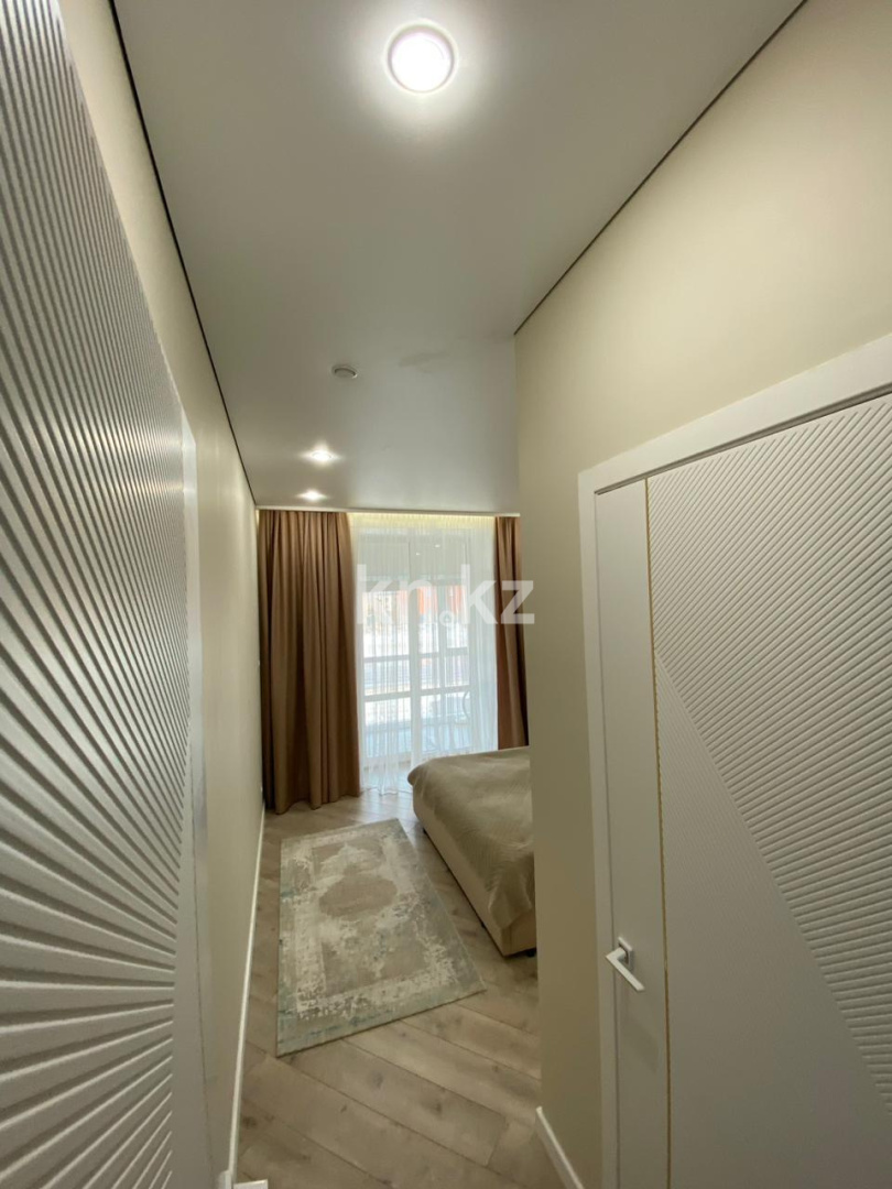 Продажа 3-комнатной квартиры, 75 м² - Продажа трехкомнатных квартир в кирпичном доме в Караганде - страница 2 фото 2 из 14