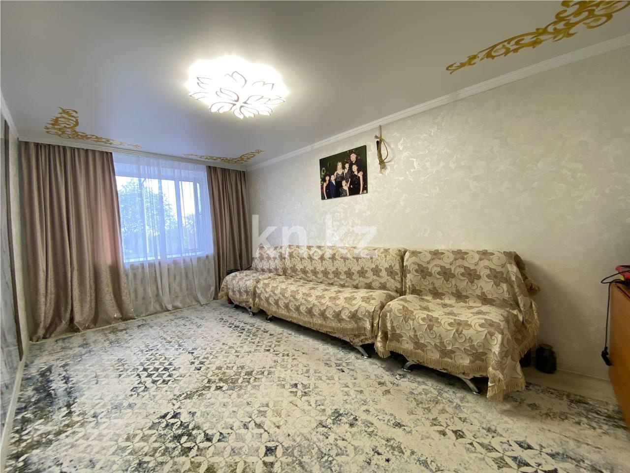 Продажа 3-комнатной квартиры, 76 м², ул. Дружбы, дом  126а - Продажа  трехкомнатных квартир в Караганде фото 1 из 9
