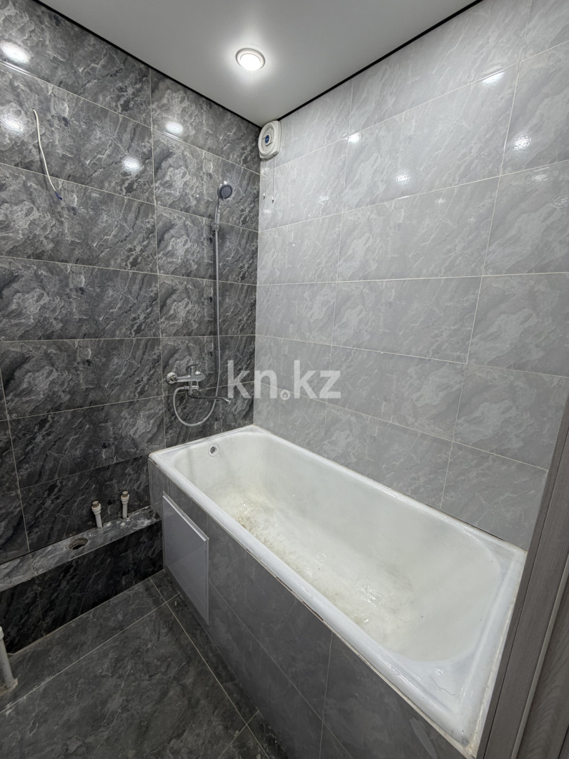 Продажа 1-комнатной квартиры, 30.6 м² - Продажа квартир от собственников в Караганде - страница 4 фото 7 из 14