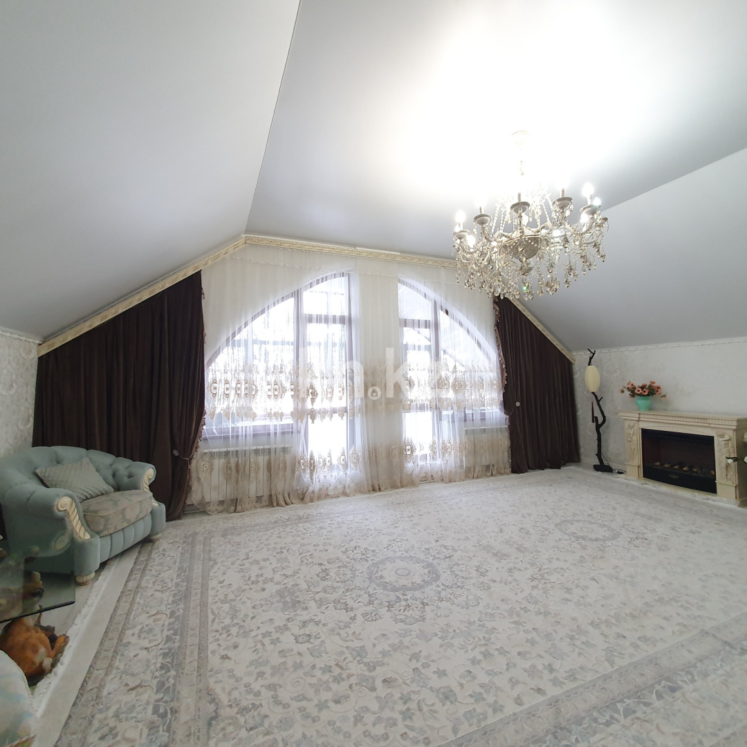 Продажа 5-комнатной квартиры, 188 м² - Недвижимость в Актобе фото 8 из 26