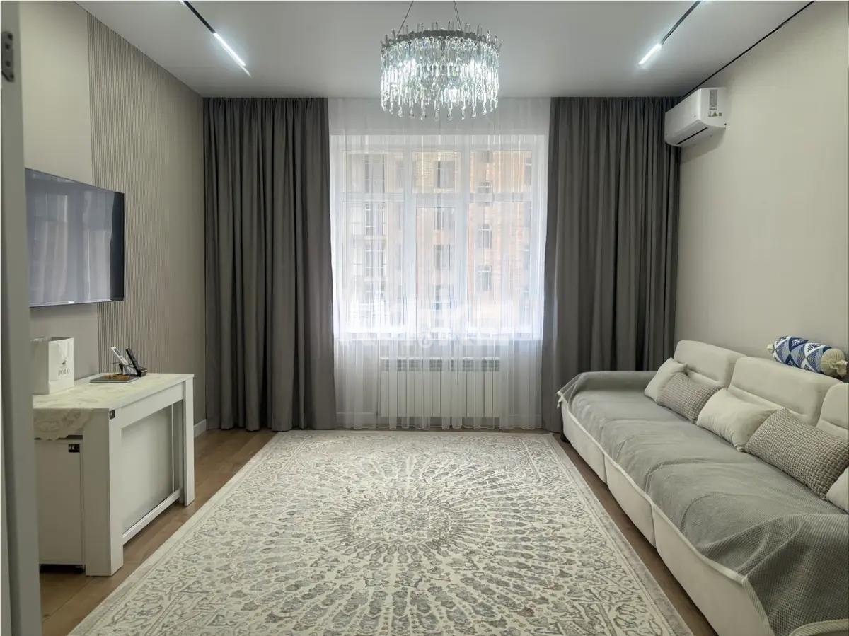Продажа 3-комнатной квартиры, 95 м² - Продажа квартир от собственников в Караганде фото 1 из 7