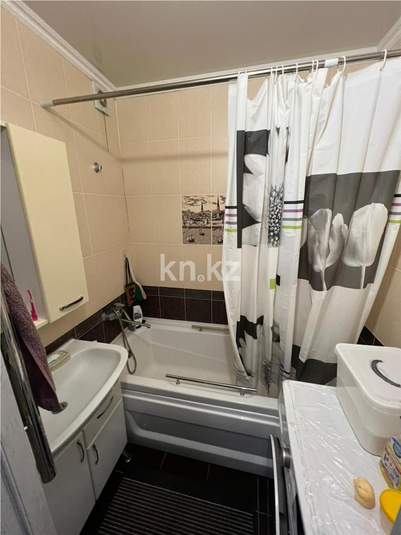 Продажа 3-комнатной квартиры, 64 м², ул. Таттимбета в Караганде - фото 10