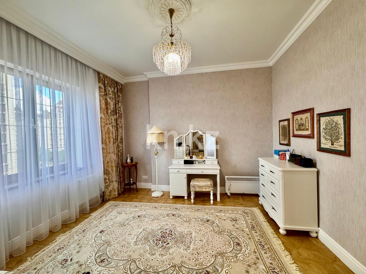 Продажа 4-комнатной квартиры, 213.3 м², ул. Панфилова, дом  12 - ул. Шевченко в Астане - фото 9