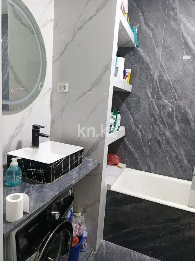 Продажа 1-комнатной квартиры, 33 м², мкр-н Аксай-4, дом  58А - Продажа квартир в Алматы с фото фото 2 из 2