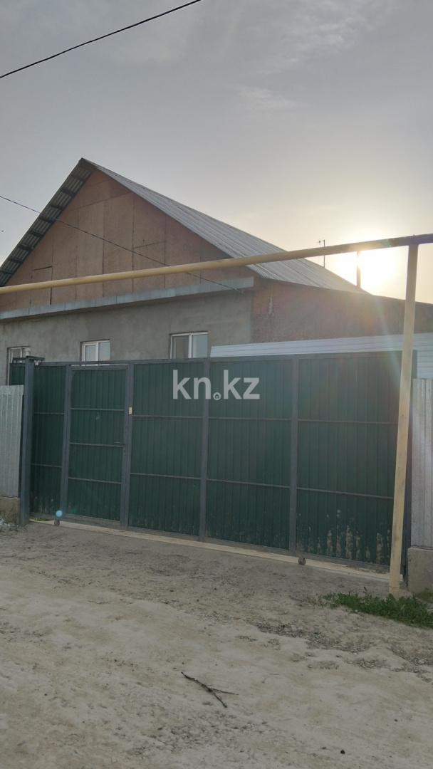 Продажа 8-комнатного дома, 140 м², 3-я линия, дом  47 - Продажа домов, коттеджей в Алматинской области фото 1 из 4
