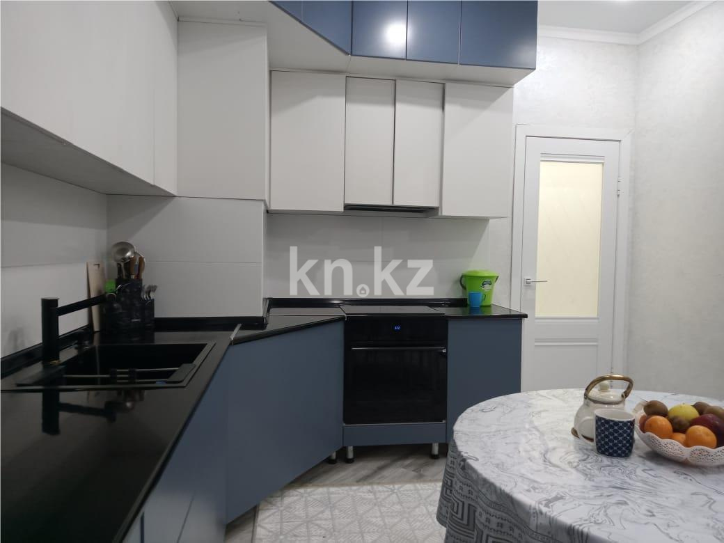 Продажа 4-комнатной квартиры, 140 м², пр. Шахтеров в Караганде - фото 24
