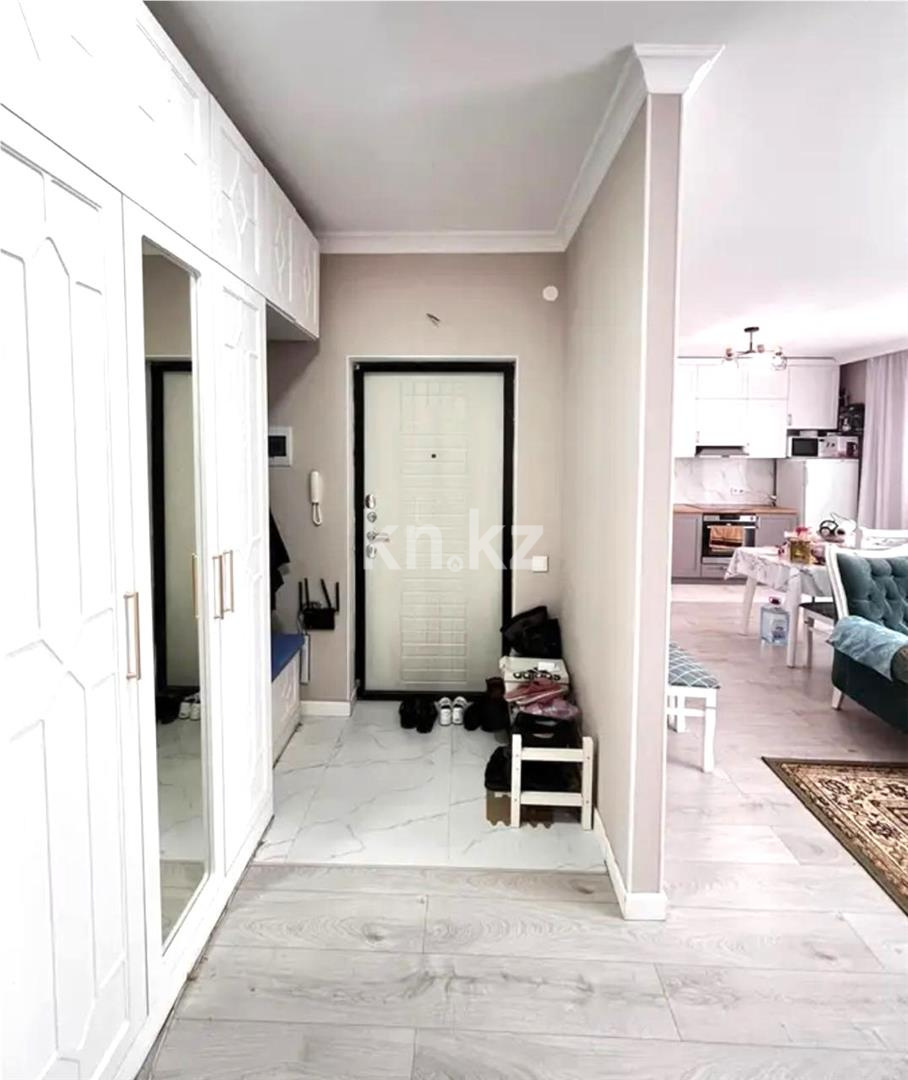 Продажа 3-комнатной квартиры, 72 м², ул. Байтурсынова в Астане - фото 11