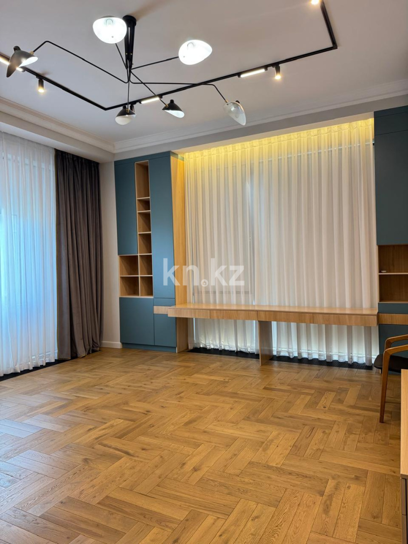 Аренда 4-комнатной квартиры, 230 м² в Алматы - фото 17