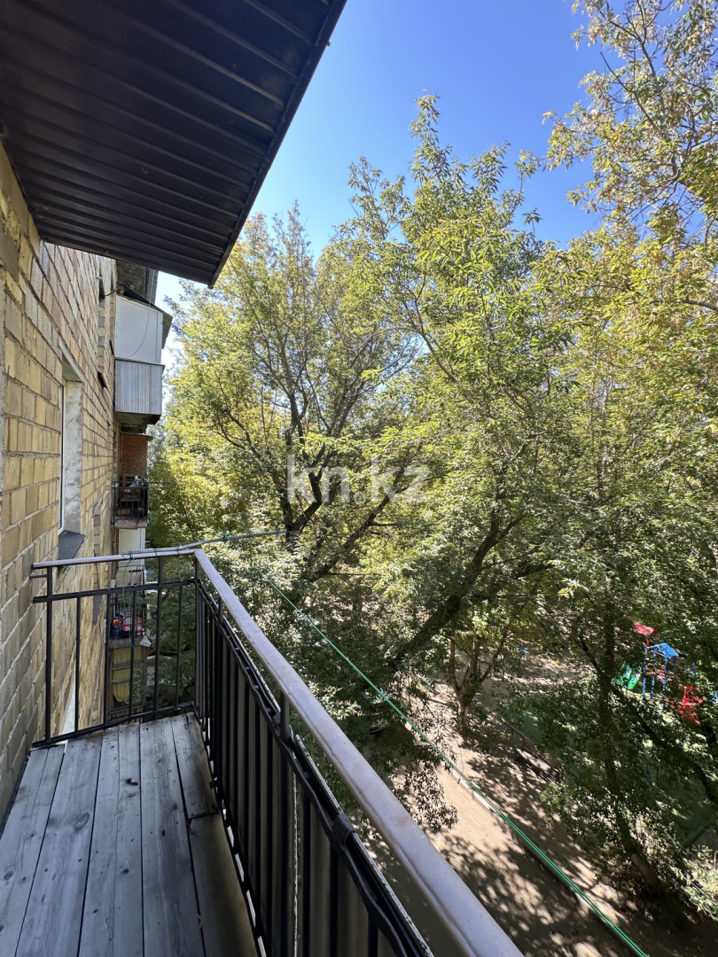 Продажа 2-комнатной квартиры, 45.8 м², ул. Аманжолова, дом  17 - Продажа квартир в Караганде фото 23 из 30