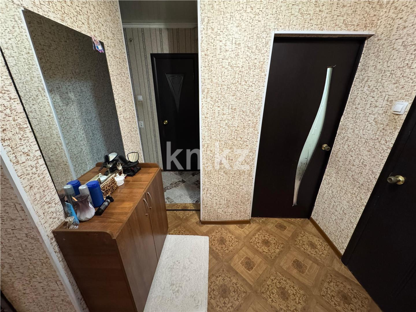 Продажа 3-комнатной квартиры, 60 м², ул. Жекибаева в Караганде - фото 8