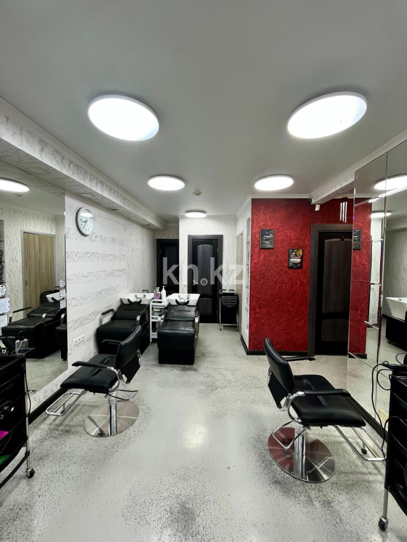 Продажа помещения, 104 м² - Продажа офисных и торговых помещений в Караганде фото 12 из 15