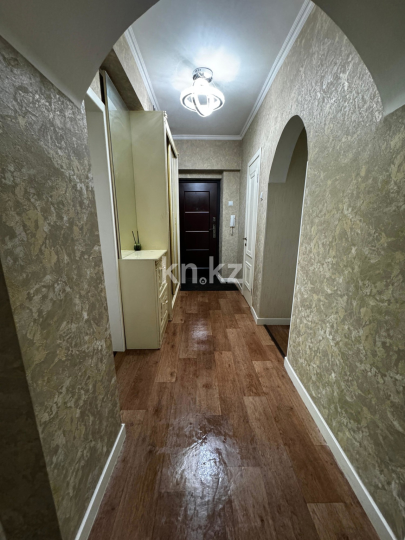 Продажа 3-комнатной квартиры, 65 м², пр. Райымбека в Алматы - фото 8