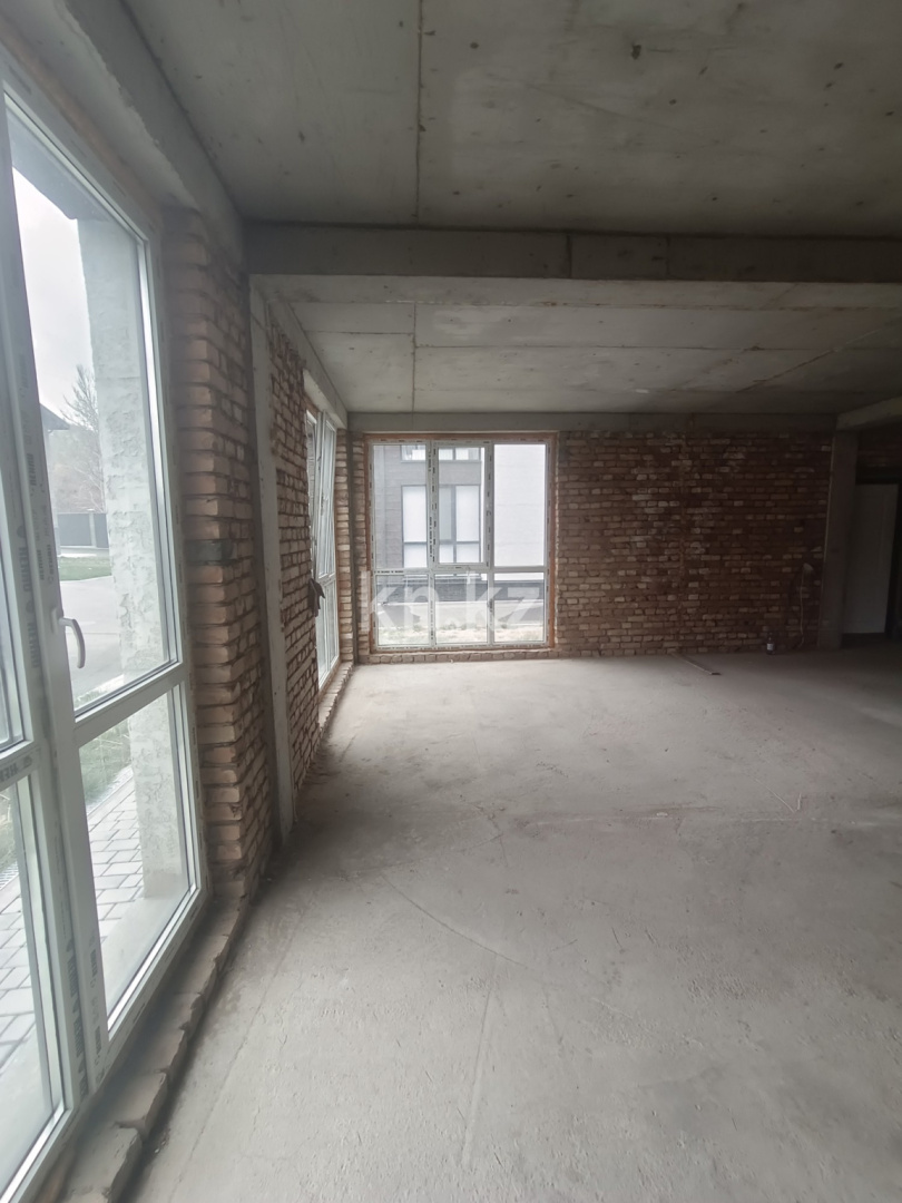 Продажа 6-комнатного дома, 320 м², ул. Мангистауская - Продажа домов, коттеджей в Алматы фото 6 из 16