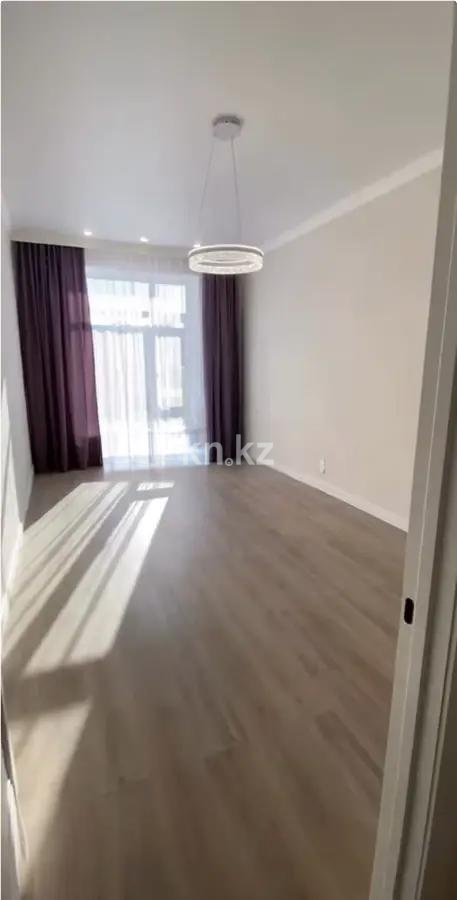 Продажа 3-комнатной квартиры, 65 м², ул. Е-15, дом  16 - Продажа  трехкомнатных квартир в Астане без посредников фото 1 из 3