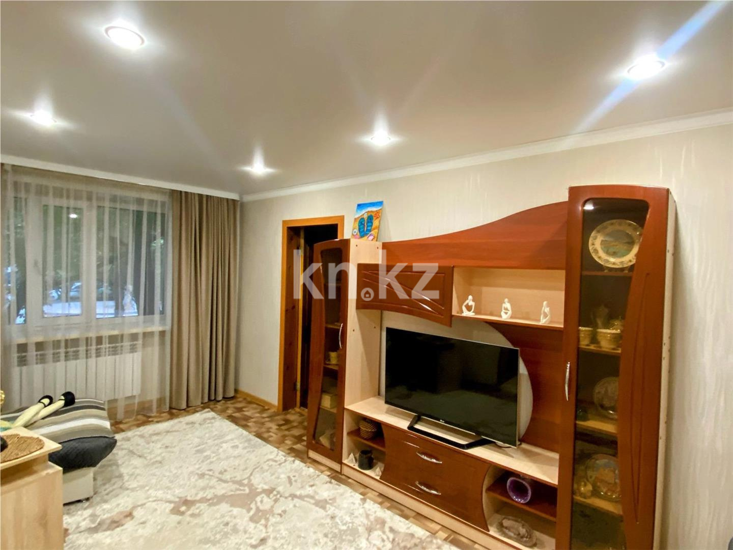 Продажа 2-комнатной квартиры, 43 м², пр. Н. Абдирова - Продажа квартир в Караганде фото 1 из 7