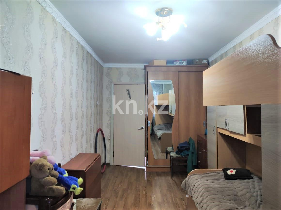 Продажа 2-комнатной квартиры, 45 м², мкр-н 23 в Караганде - фото 4