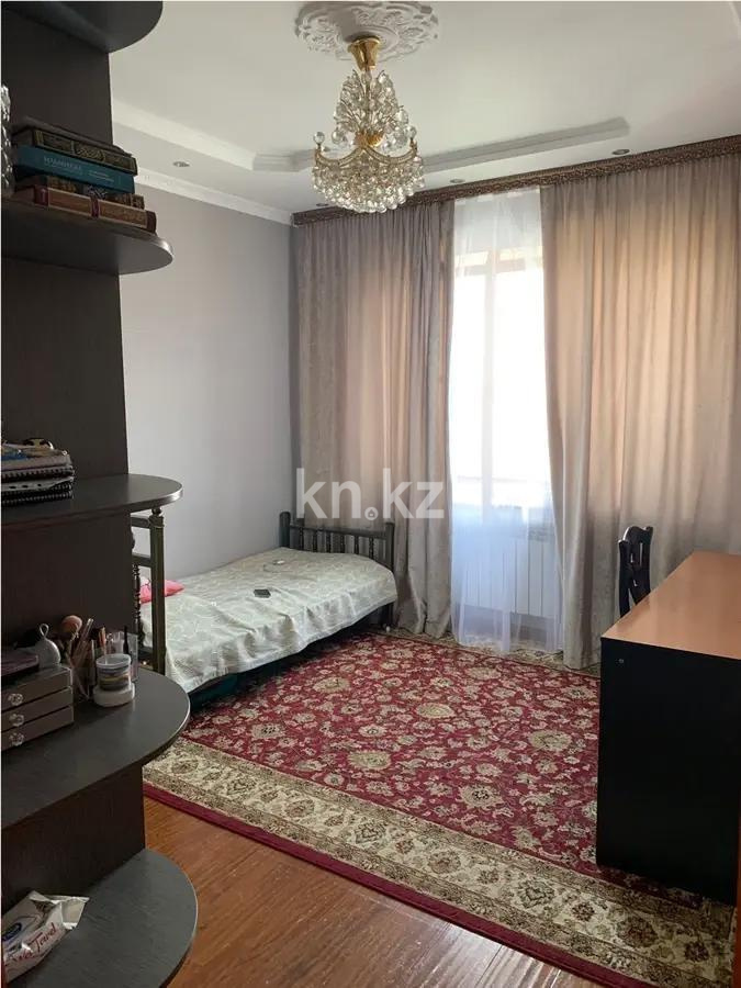 Продажа 4-комнатной квартиры, 100 м², ул. Розыбакиева, дом  23 - Продажа  четырехкомнатных квартир в Алматы с фото фото 1 из 4
