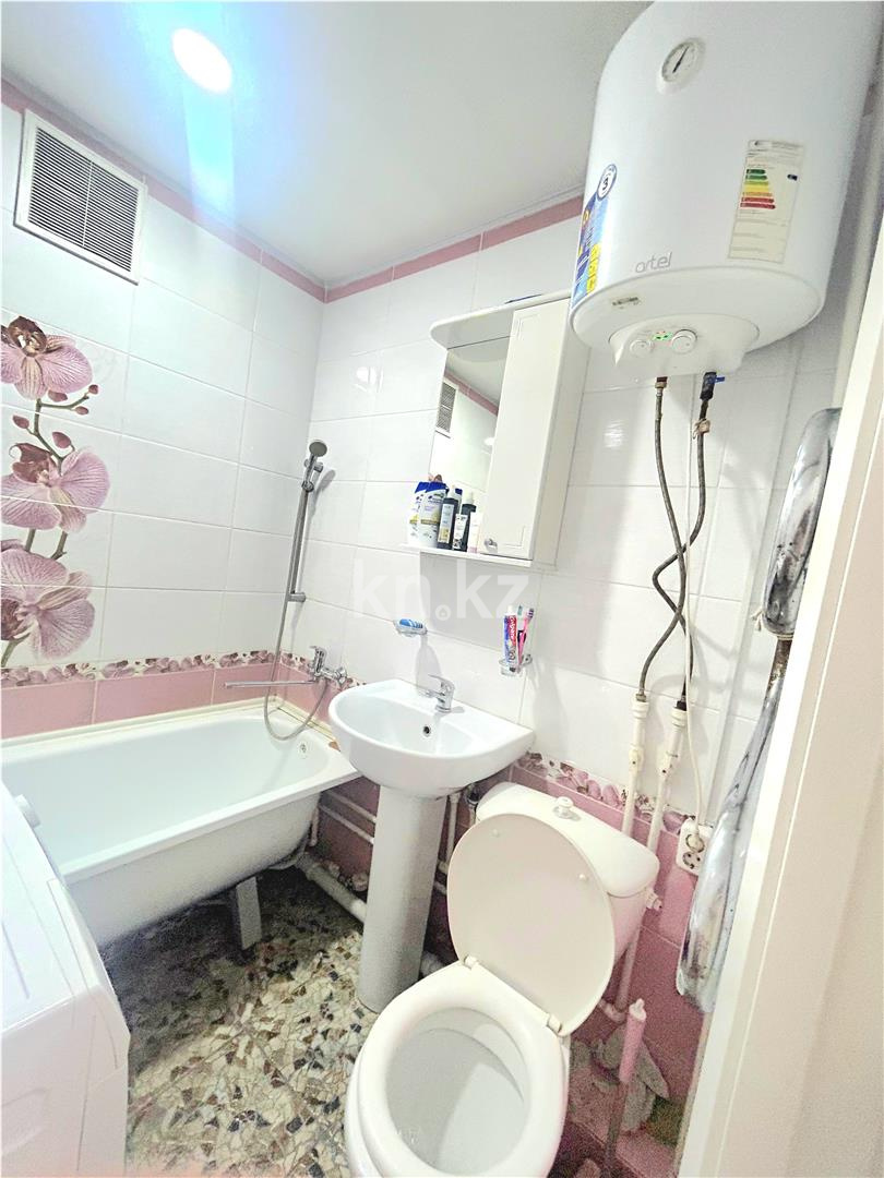 Продажа 2-комнатной квартиры, 46 м², мкр-н 12 - Продажа квартир в Караганде фото 7 из 11