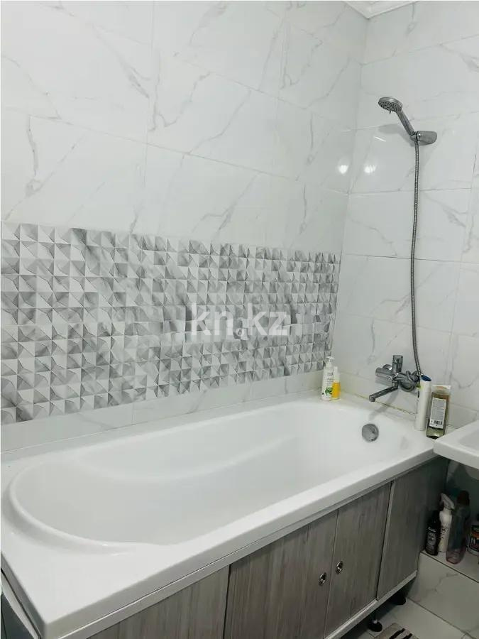 Продажа 1-комнатной квартиры, 45 м², пр. Райымбека, дом  245а в Алматы - фото 3