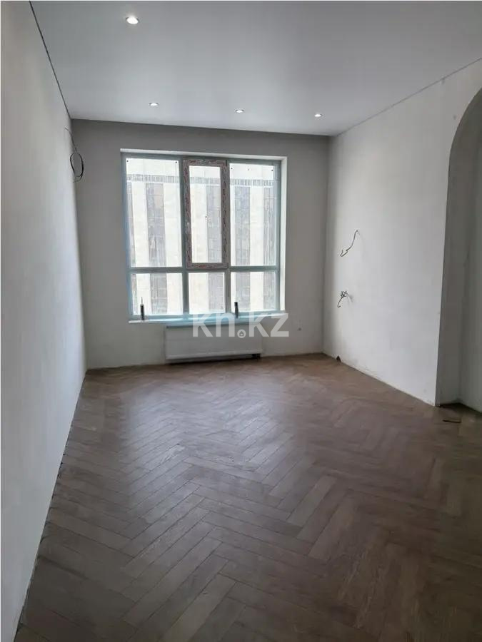 Продажа 5-комнатной квартиры, 140 м² - Продажа пятикомнатных и более квартир в Астане фото 1 из 3